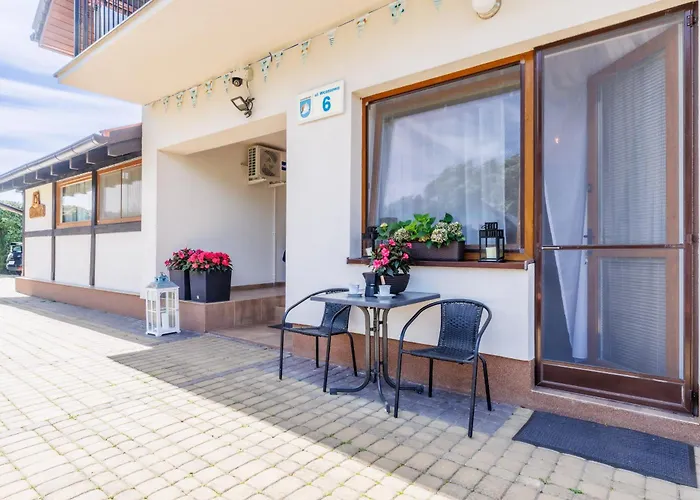 Goscinne Beata كرينيتا مورسكا